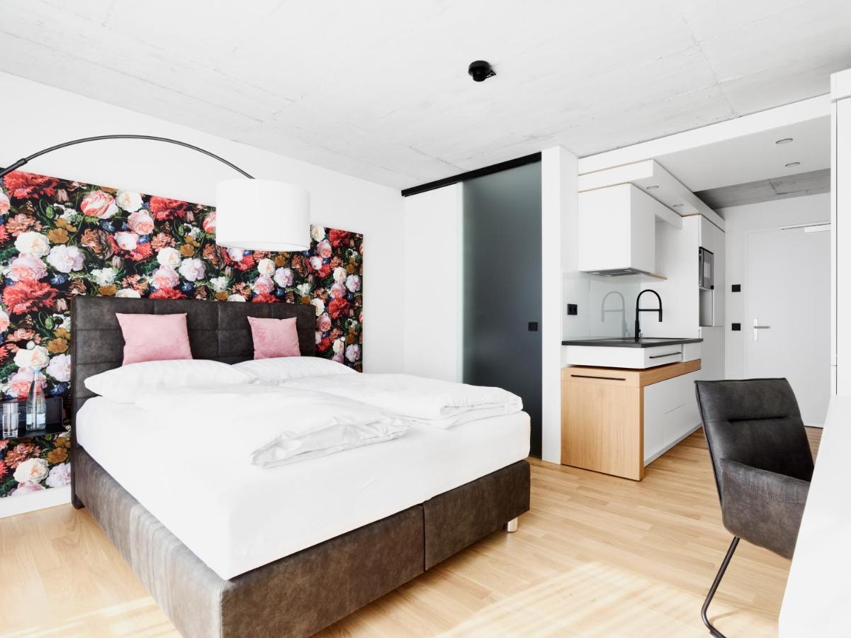 Livisit Bergapartments Stuttgart Exterior photo